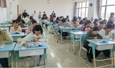 院领导与辅导员协同巡课 医学院全方位保障教学审核评估质量