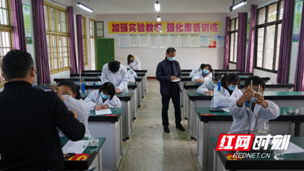冷水滩 高分通过湖南省初中实验教学质量抽查，教育教学成效显著